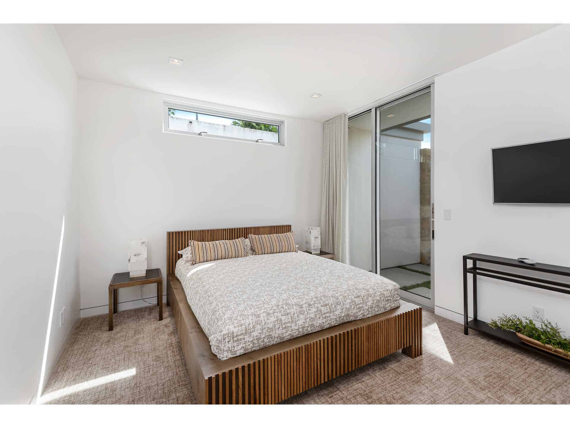 3642 Beverly Ridge Drive Sherman Oaks CA 91423