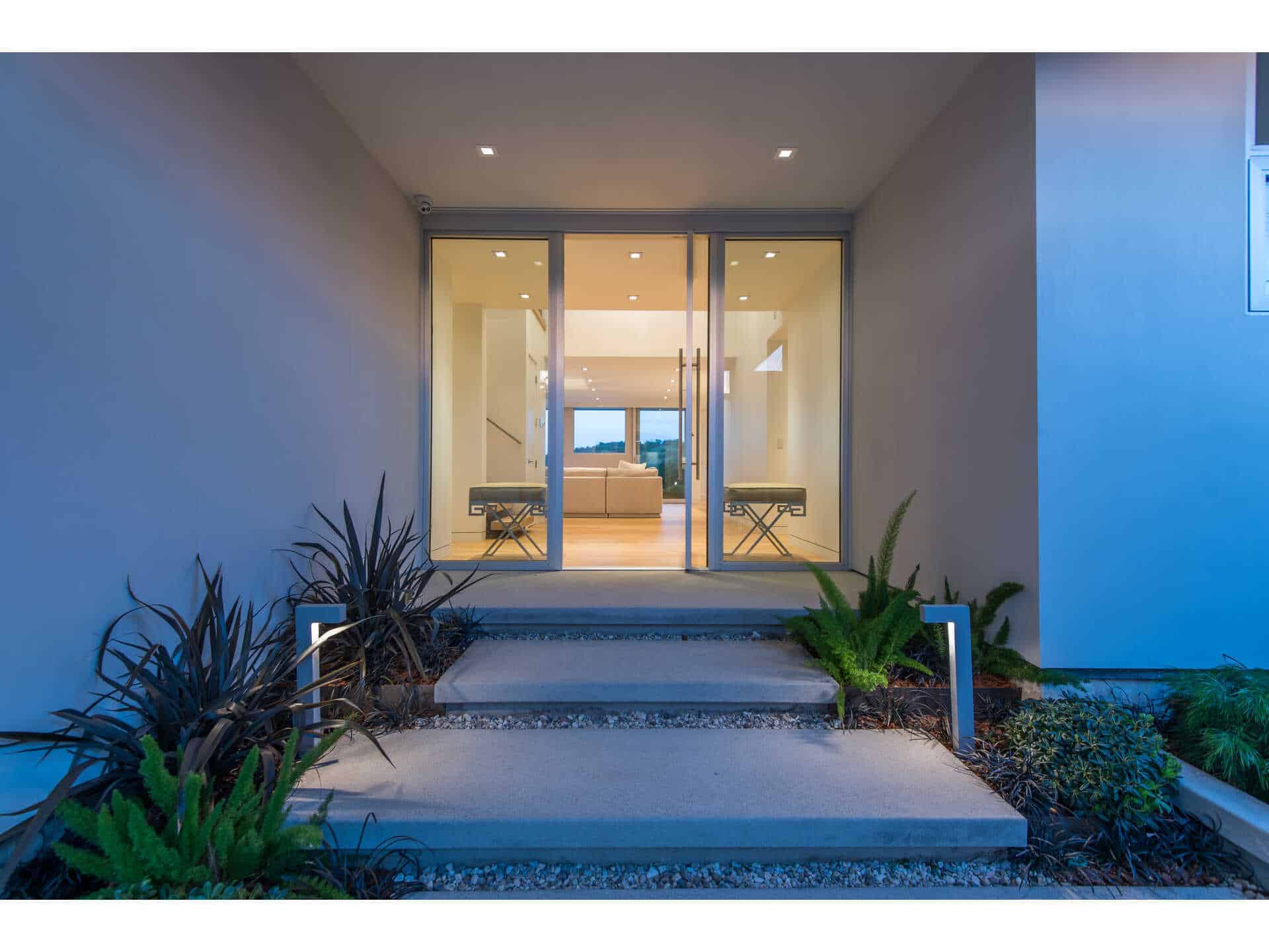 3642 Beverly Ridge Drive Sherman Oaks CA 91423