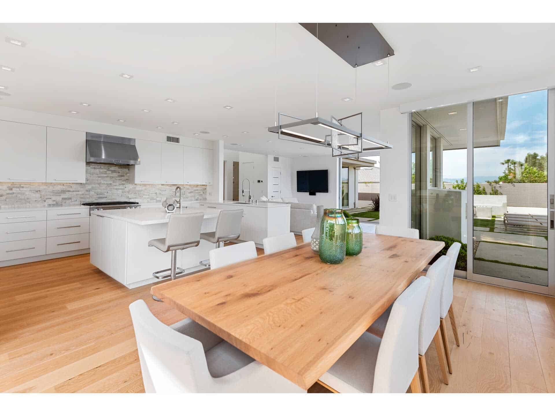 3642 Beverly Ridge Drive Sherman Oaks CA 91423