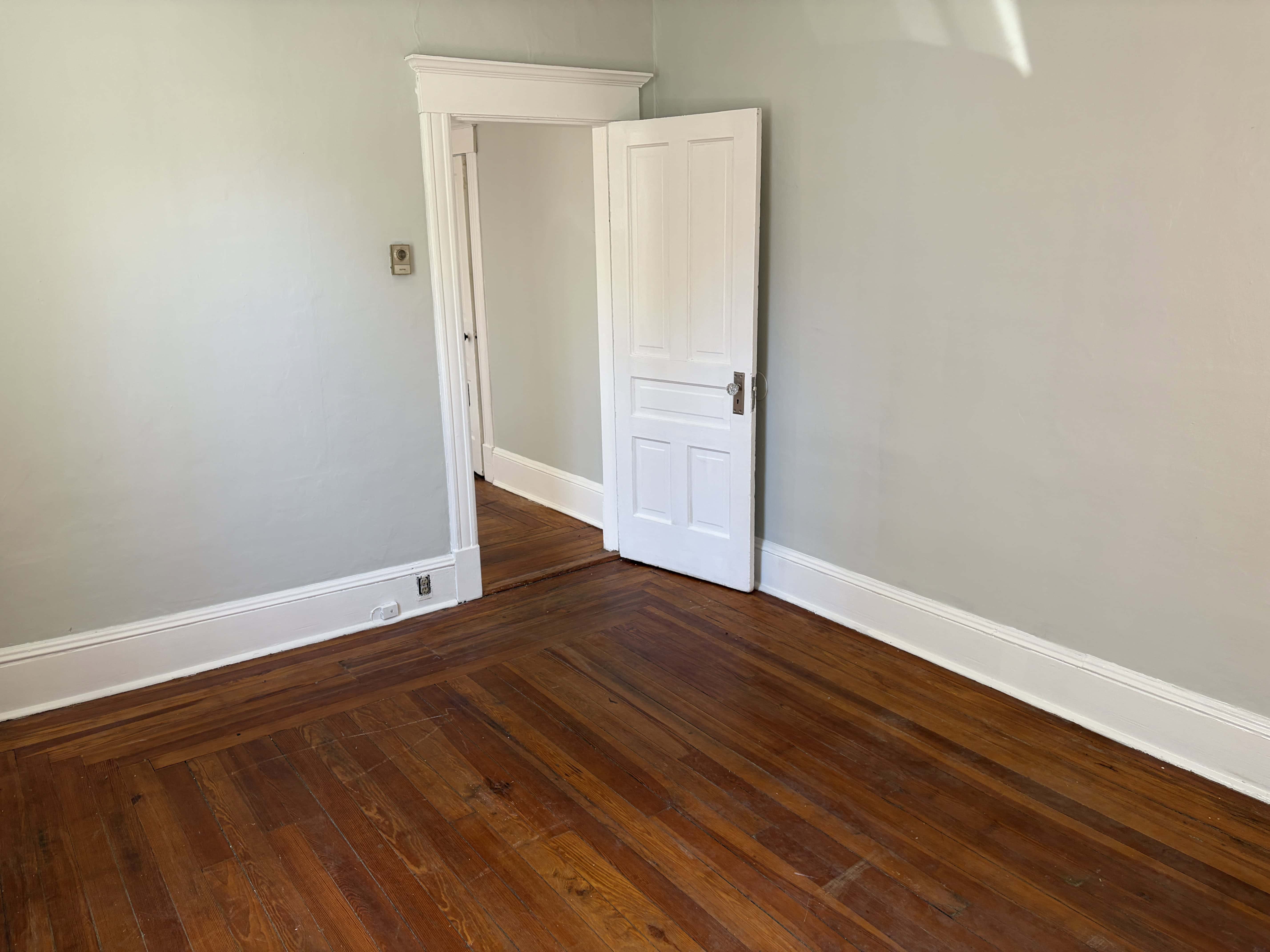 Holyoke MA 01040