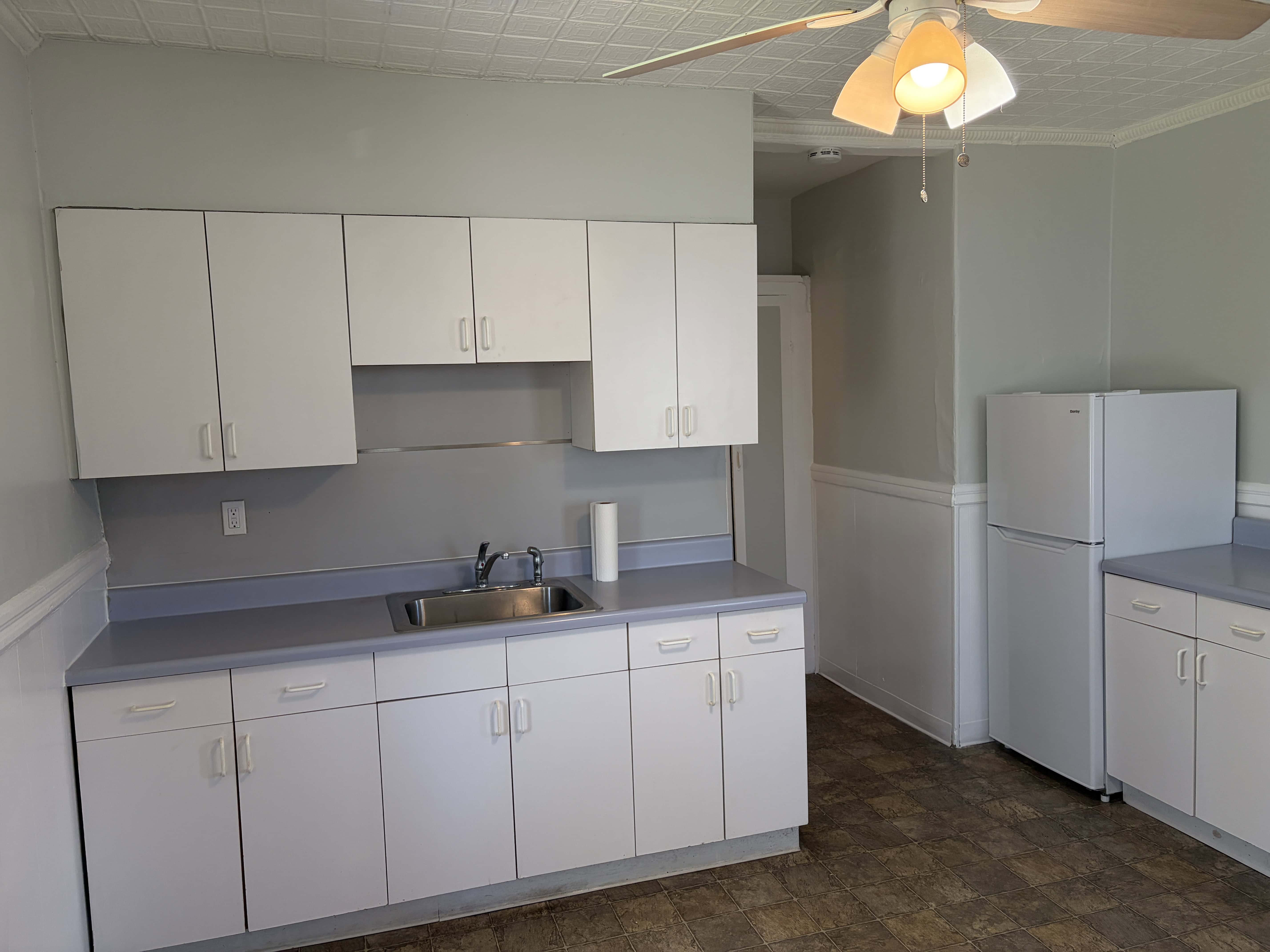 Holyoke MA 01040