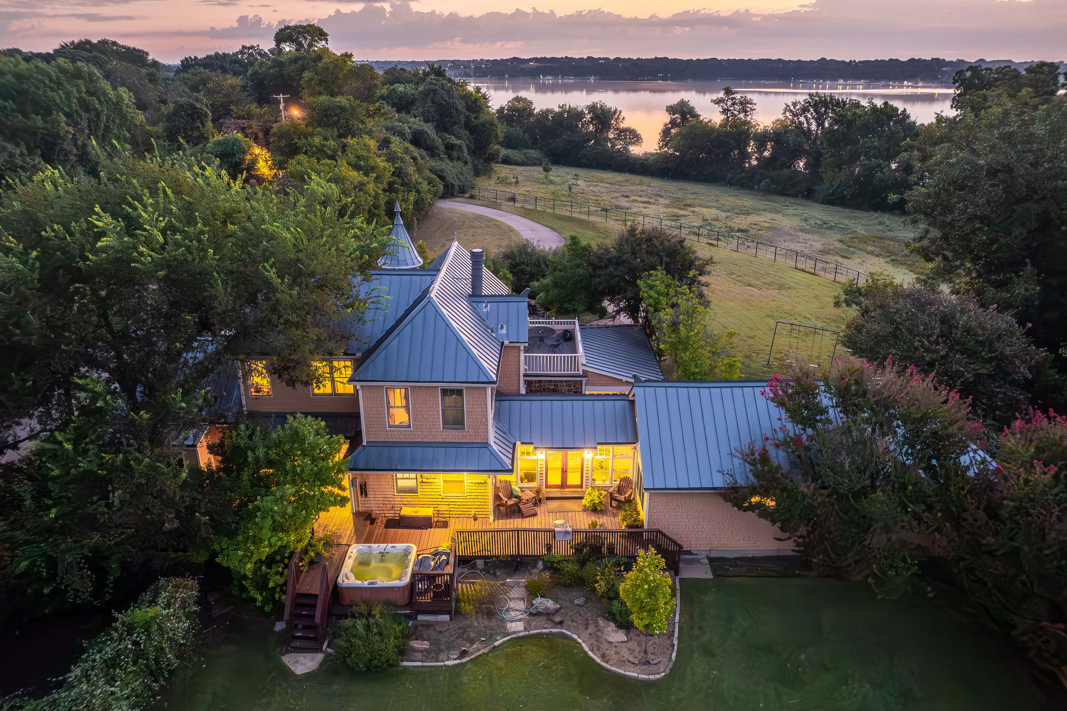 4415 W. Lawther Drive Dallas TX 75214
