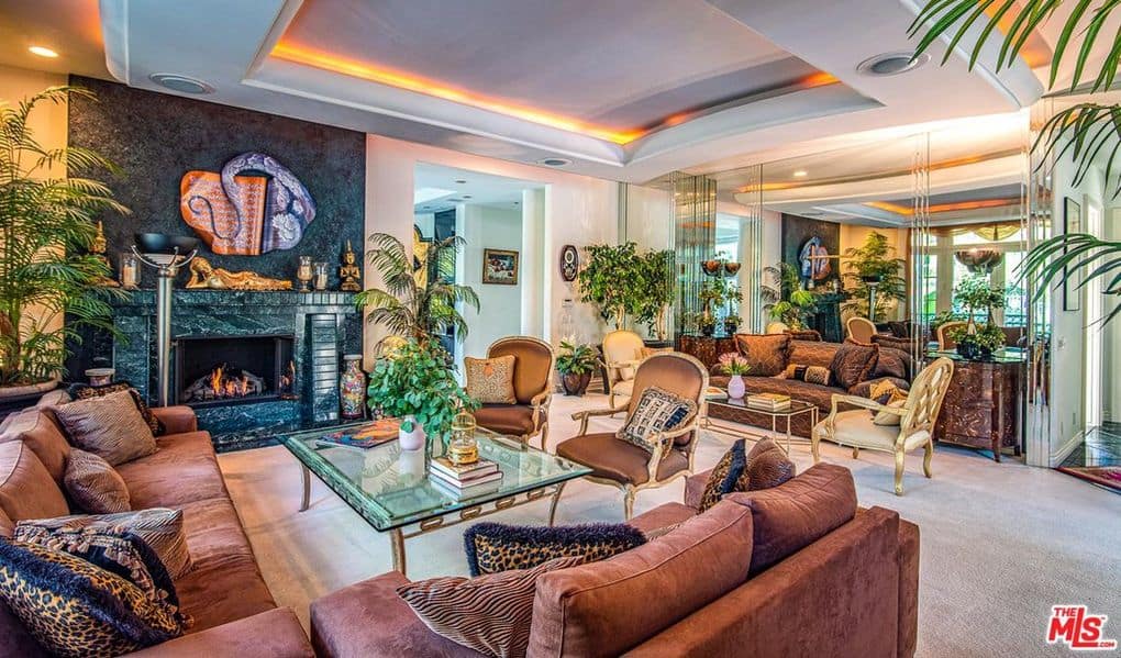 2390 Earls Court Los Angeles CA