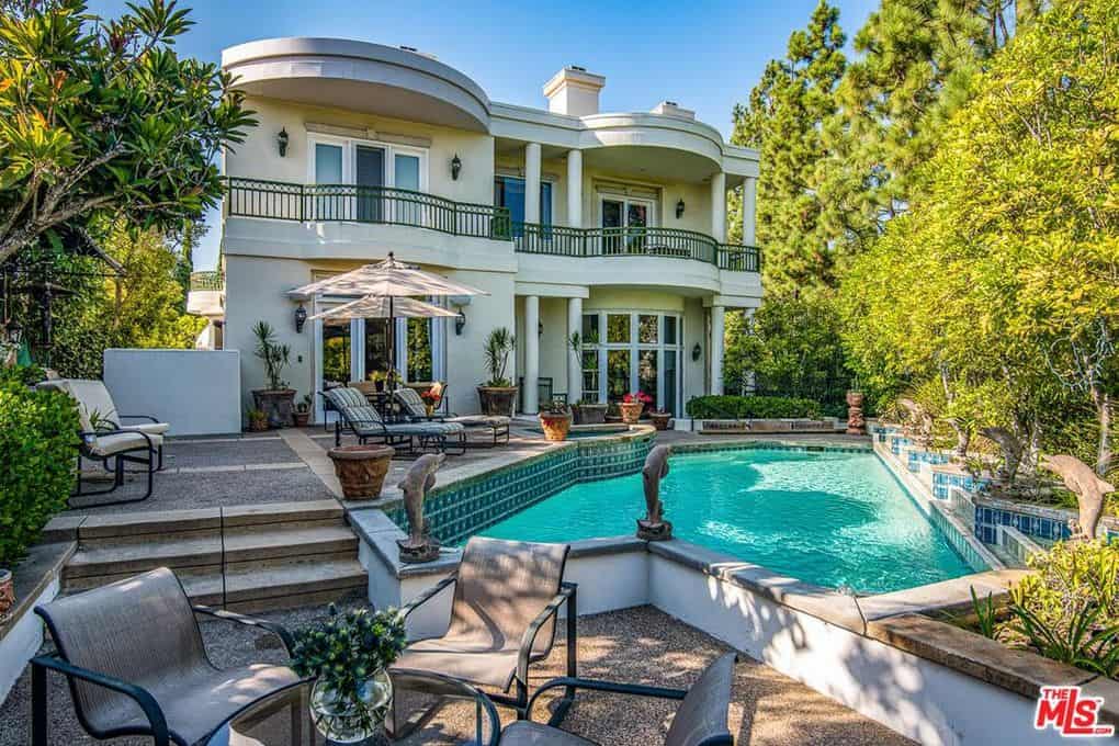 2390 Earls Court Los Angeles CA
