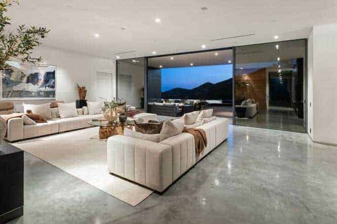 2341 Gloaming Way Beverly Hills CA 90210