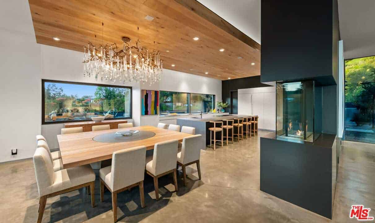 2341 Gloaming Way Beverly Hills CA 90210