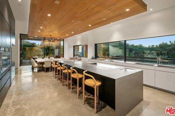 2341 Gloaming Way Beverly Hills CA 90210