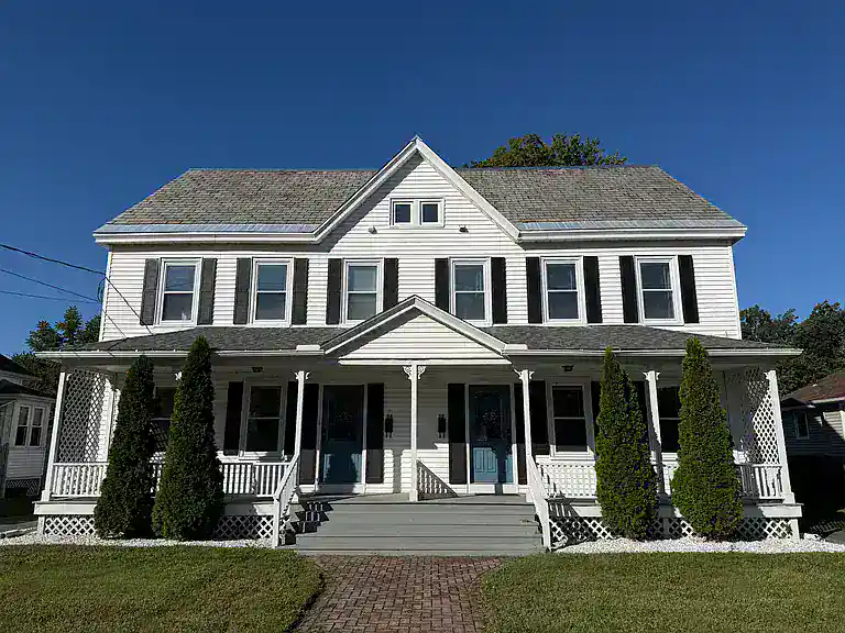 Easthampton MA 01027