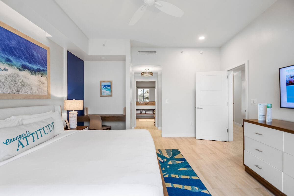 One Particular Harbour At The Pointe New Providence Paradise Island BS