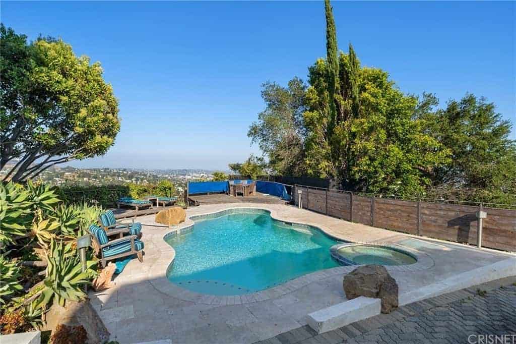 6909 Oporto Drive Los Angeles CA 90068
