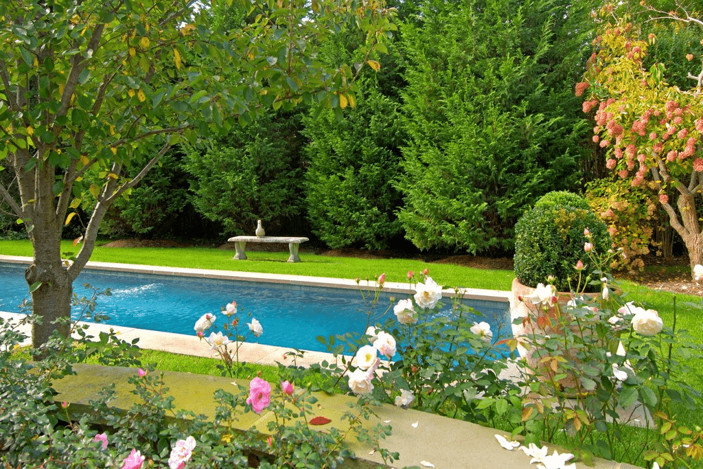 277 Toylsome Lane Southampton NY 11968