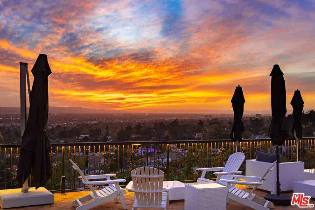 330 Kempton Road Glendale CA 91202