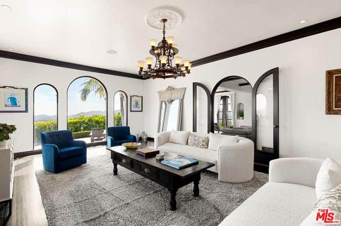 330 Kempton Road Glendale CA 91202