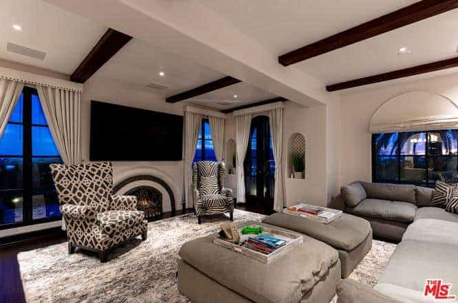 330 Kempton Road Glendale CA 91202
