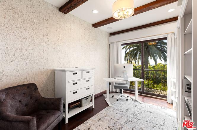 330 Kempton Road Glendale CA 91202