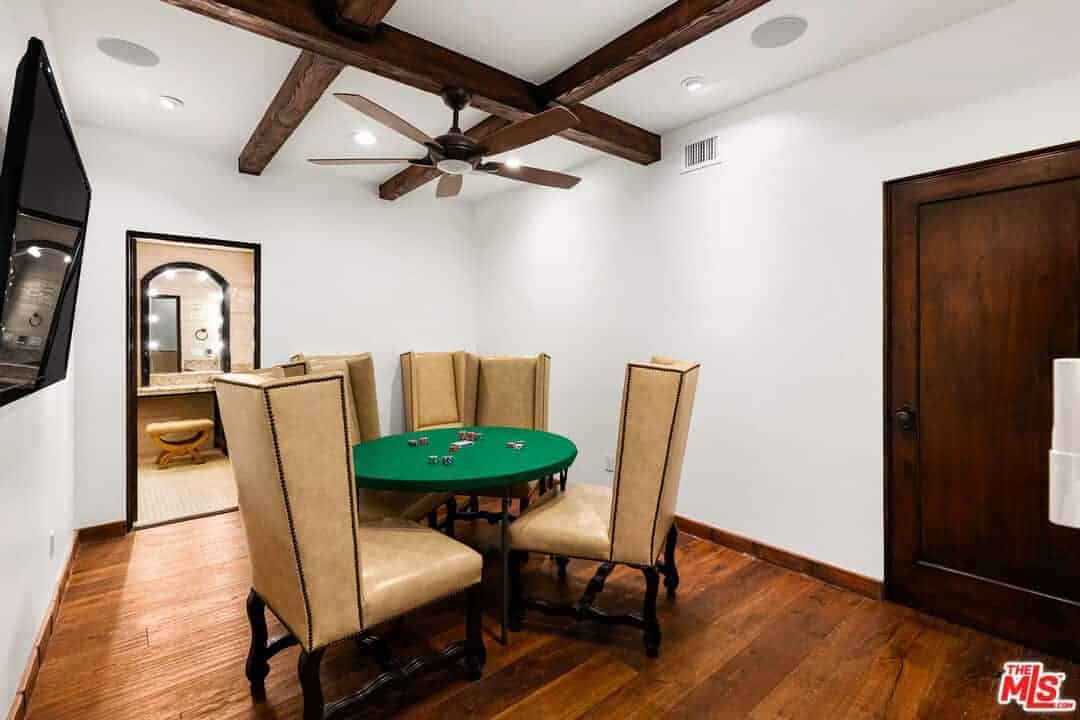 330 Kempton Road Glendale CA 91202