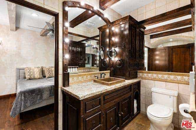 330 Kempton Road Glendale CA 91202