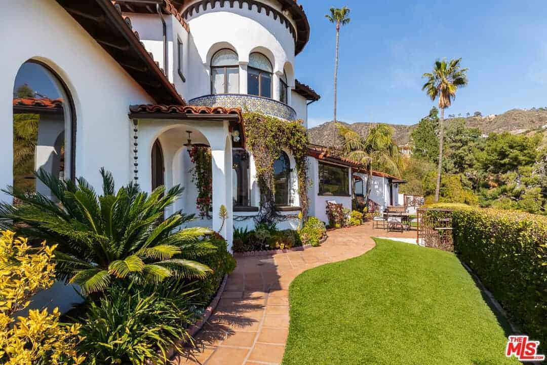 330 Kempton Road Glendale CA 91202