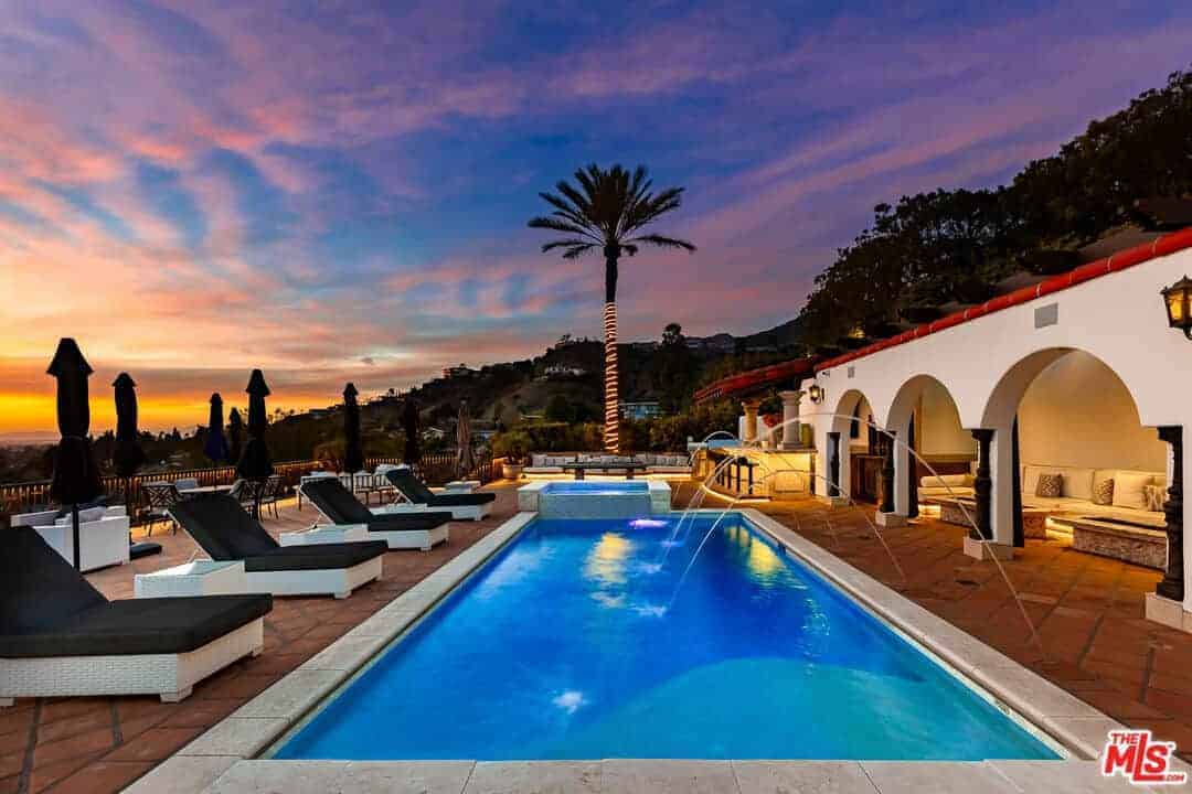 330 Kempton Road Glendale CA 91202
