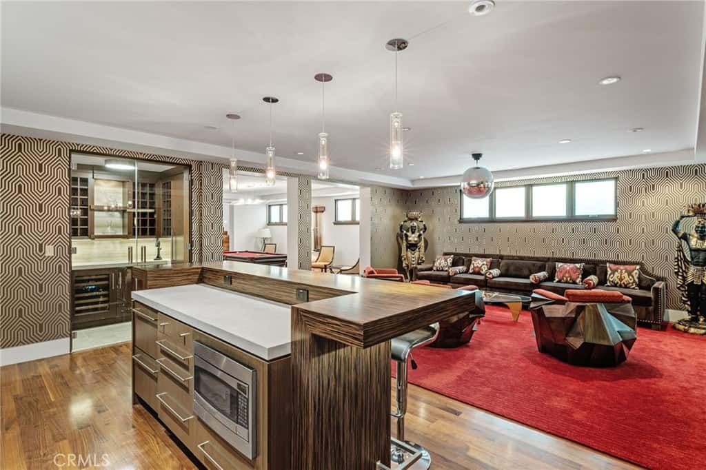2826 The Strand Hermosa Beach CA 90254