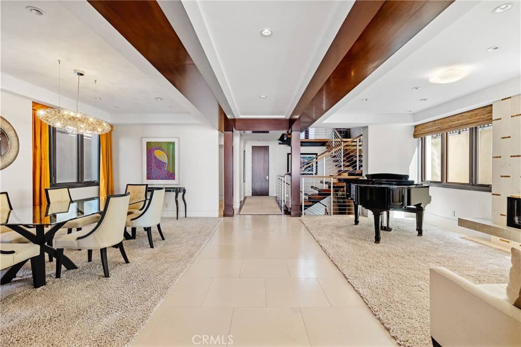 2826 The Strand Hermosa Beach CA 90254