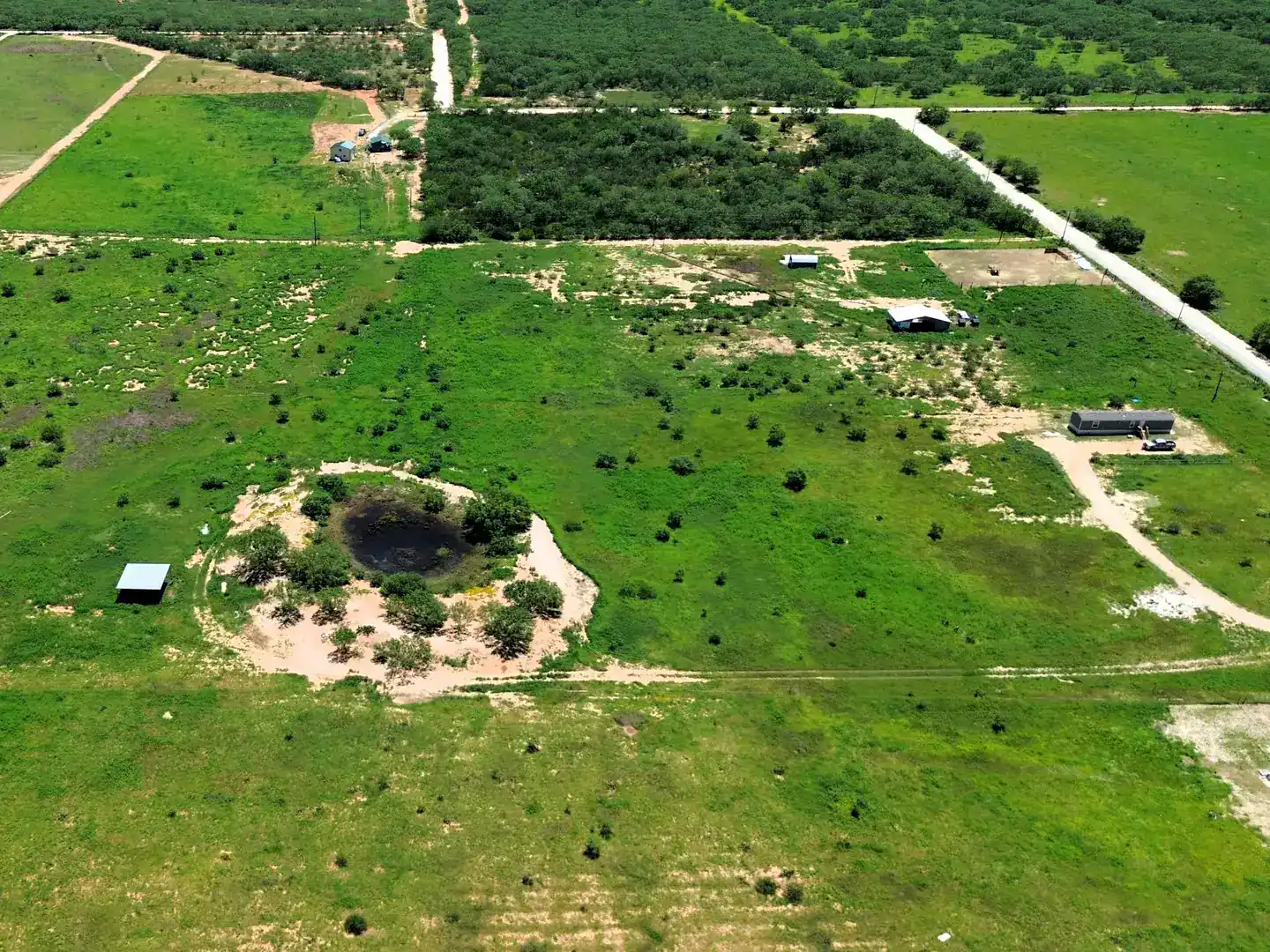 6061 Sand Hollow Road Pearsall TX 78061