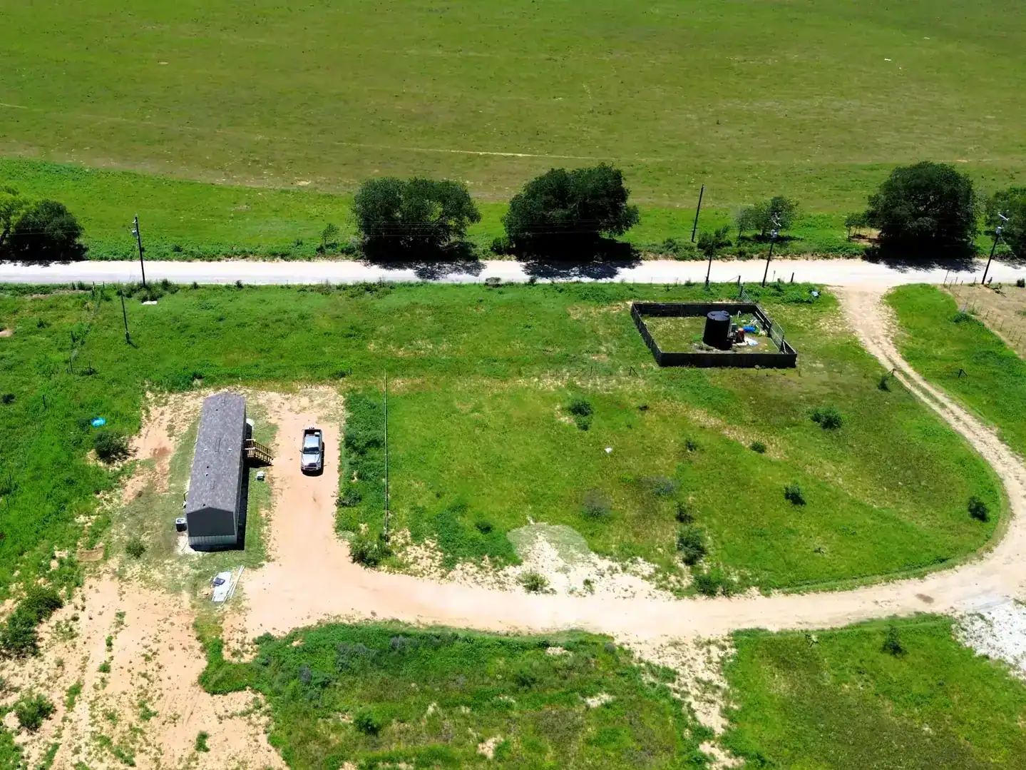 6061 Sand Hollow Road Pearsall TX 78061