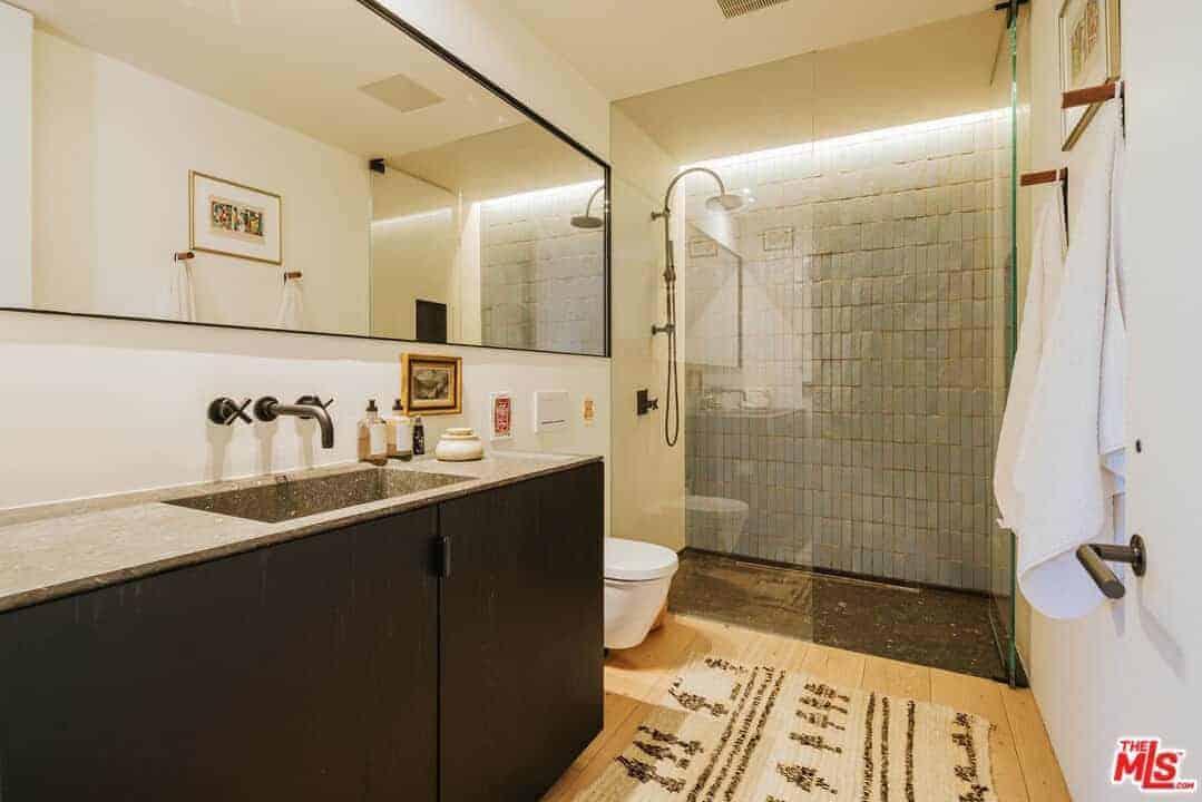6709 Zumirez Drive Malibu CA 90265
