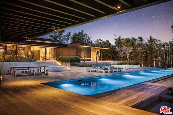 6709 Zumirez Drive Malibu CA 90265
