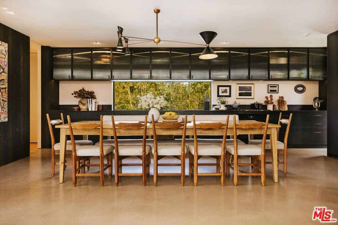 6709 Zumirez Drive Malibu CA 90265