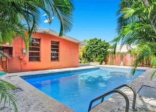 1410 71st Street Miami Beach FL 33141