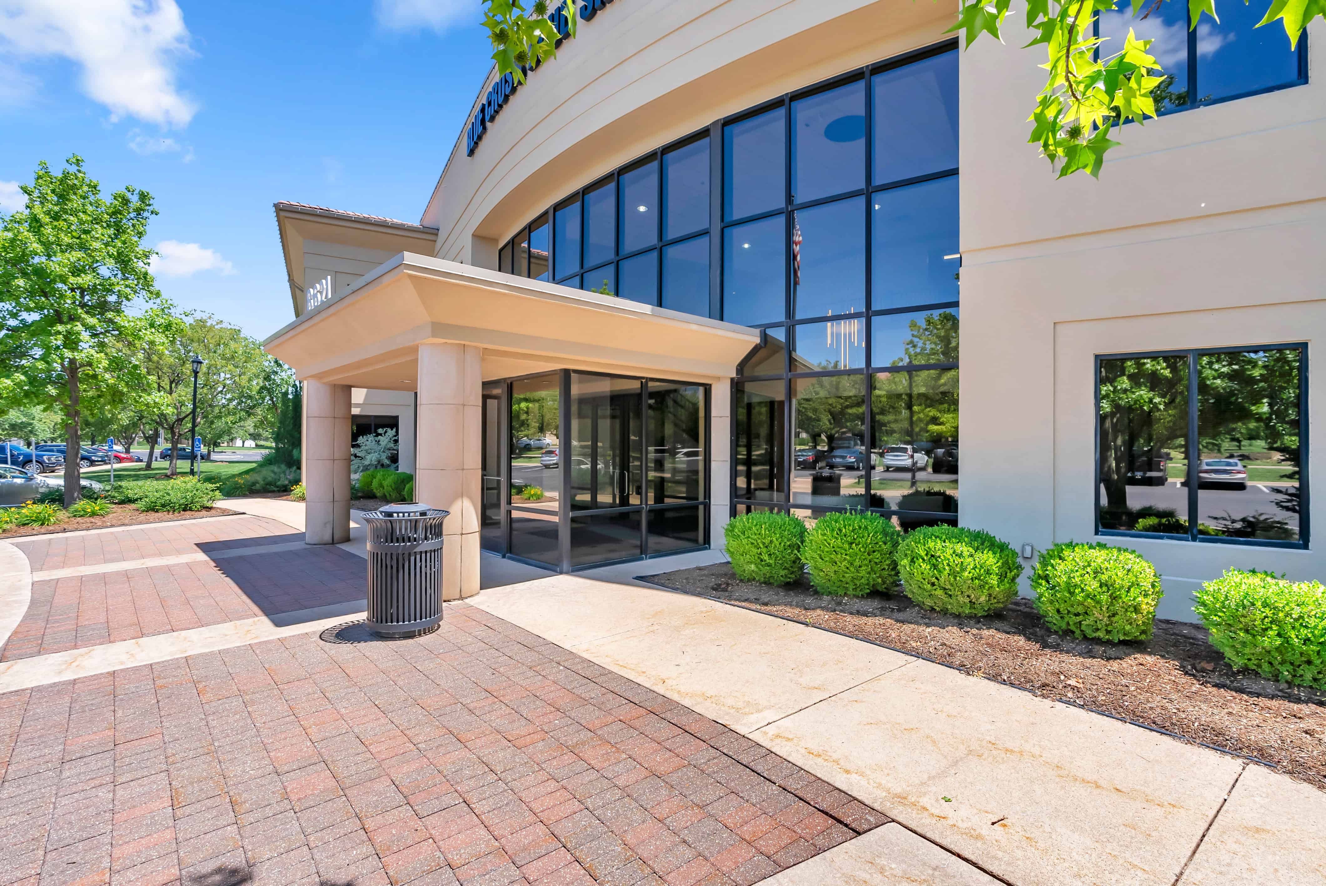 8621 E 21st Street N Wichita KS 67206