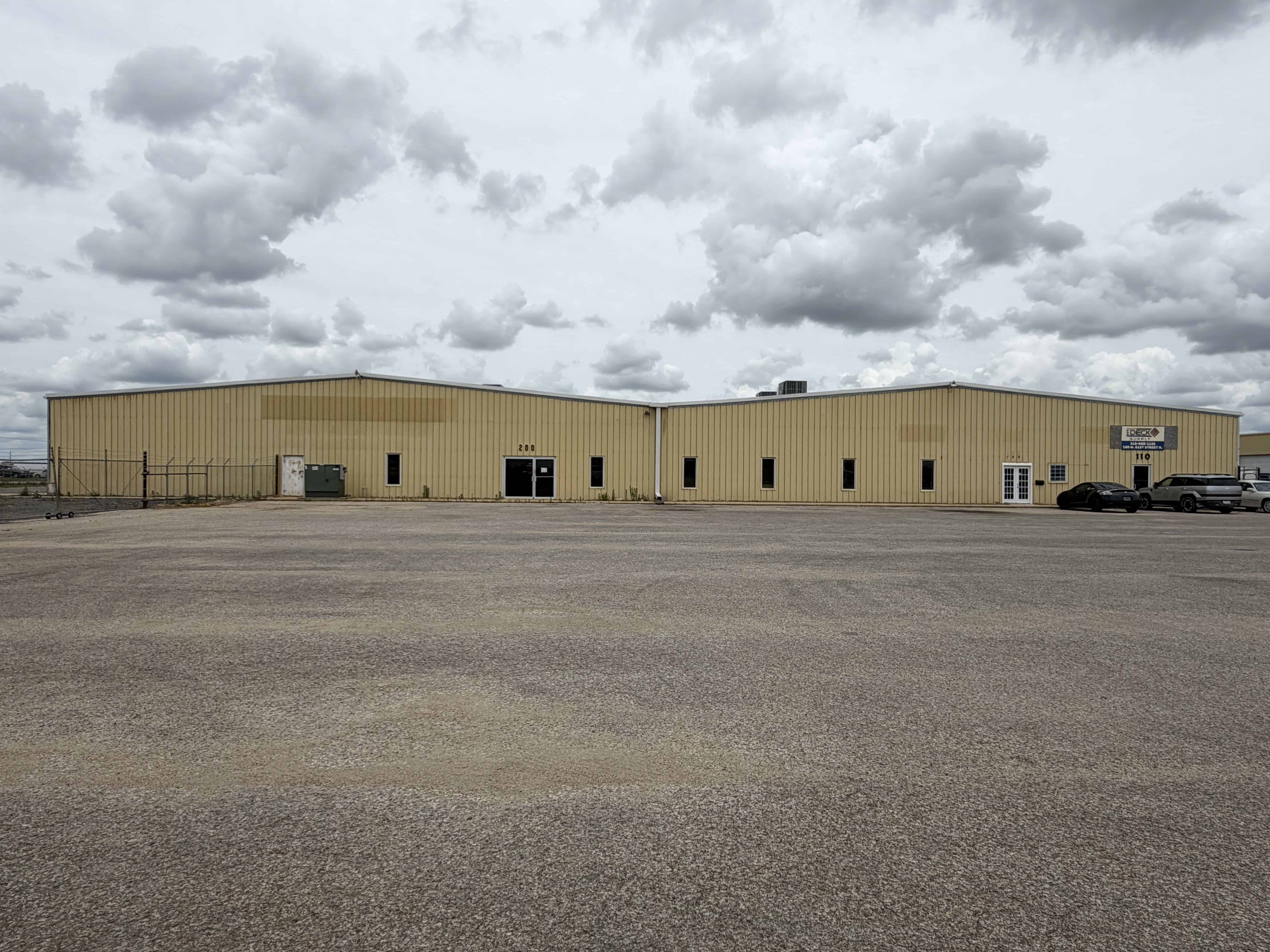 200 W 61st St N Park City KS 67204