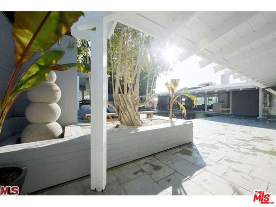 1529 Bel Air Road Los Angeles CA