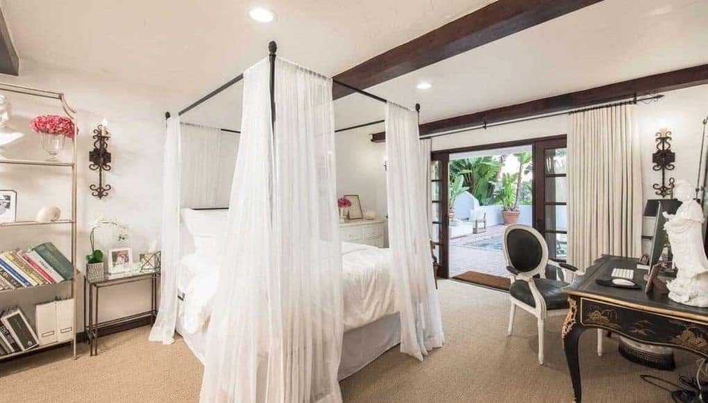 2862 Nichols Canyon Road Los Angeles CA 90046
