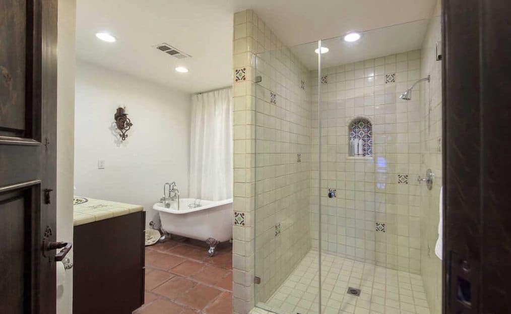 2862 Nichols Canyon Road Los Angeles CA 90046