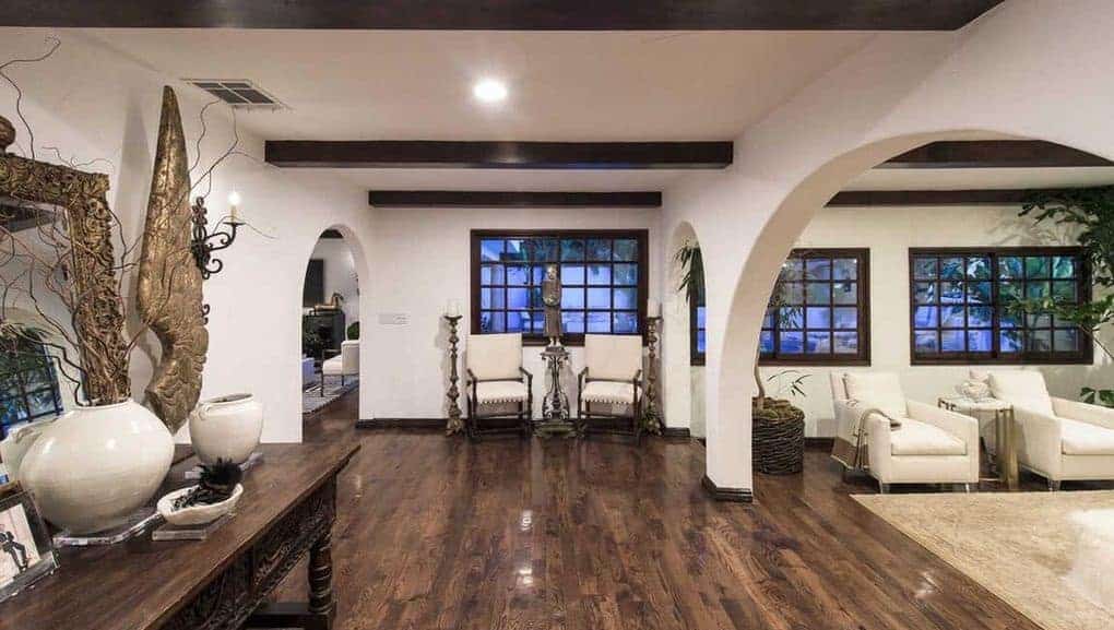 2862 Nichols Canyon Road Los Angeles CA 90046
