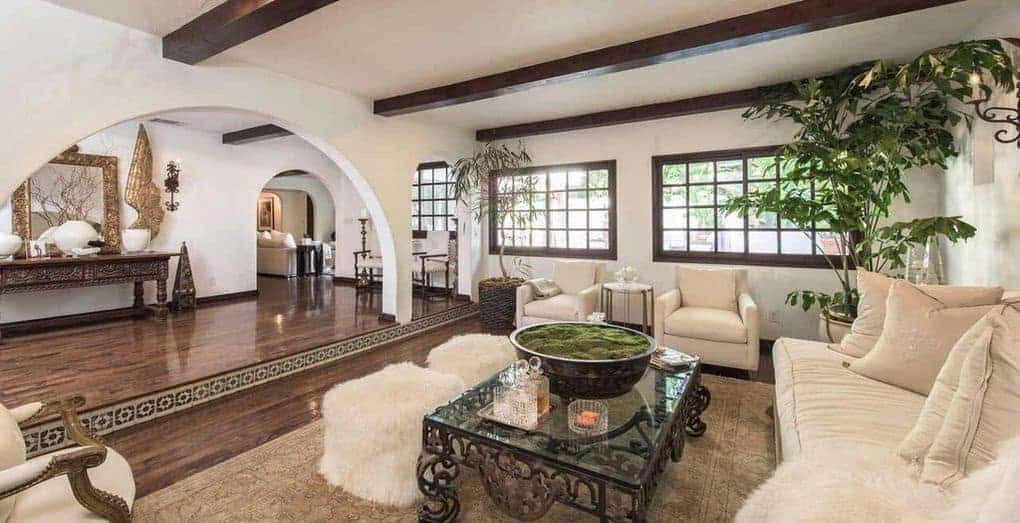2862 Nichols Canyon Road Los Angeles CA 90046