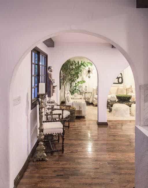 2862 Nichols Canyon Road Los Angeles CA 90046