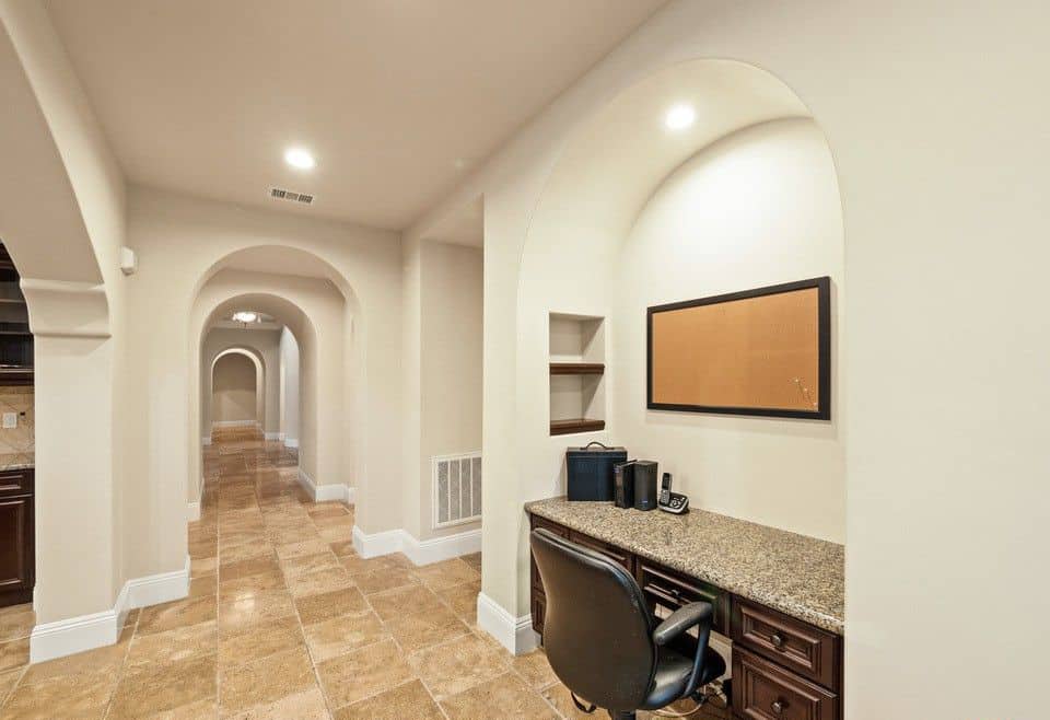 3815 Prado De Las Uvas Calabasas CA 818