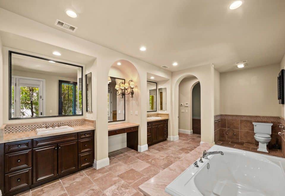 3815 Prado De Las Uvas Calabasas CA 818