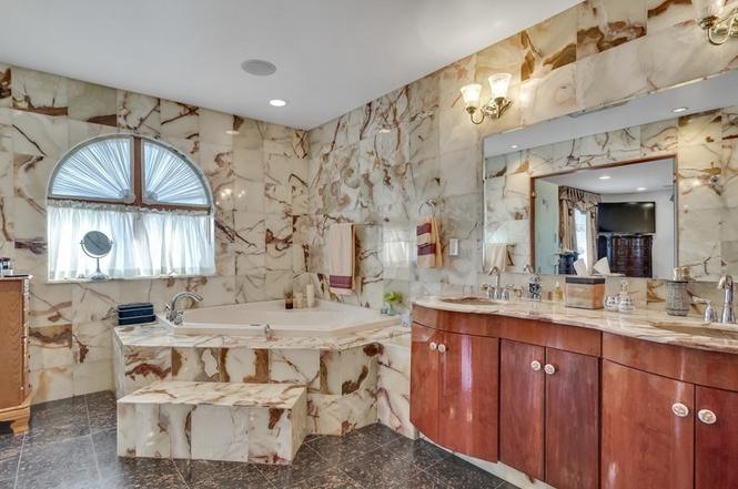 40 Oak Stoneham MA 02180