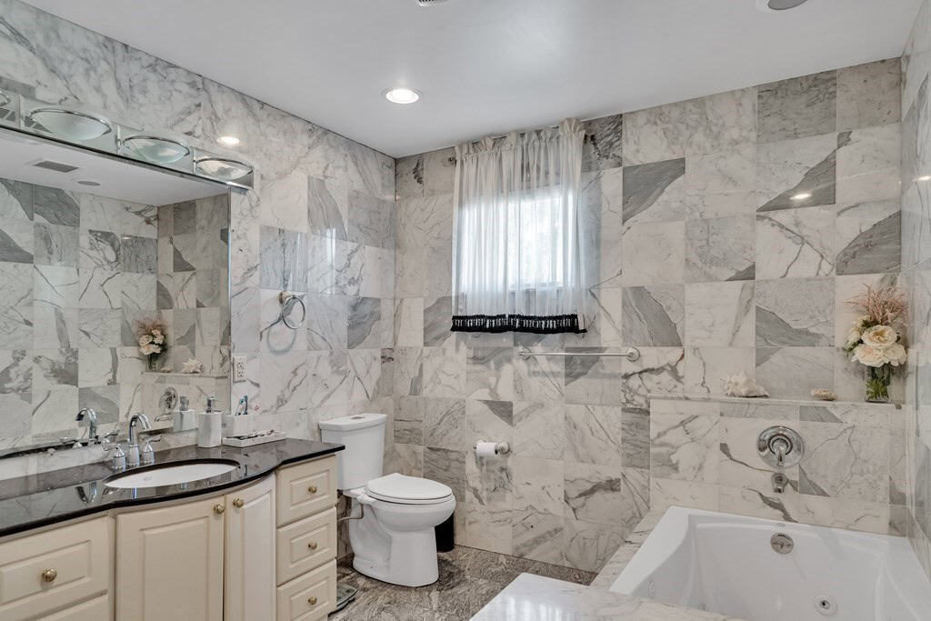 40 Oak Stoneham MA 02180