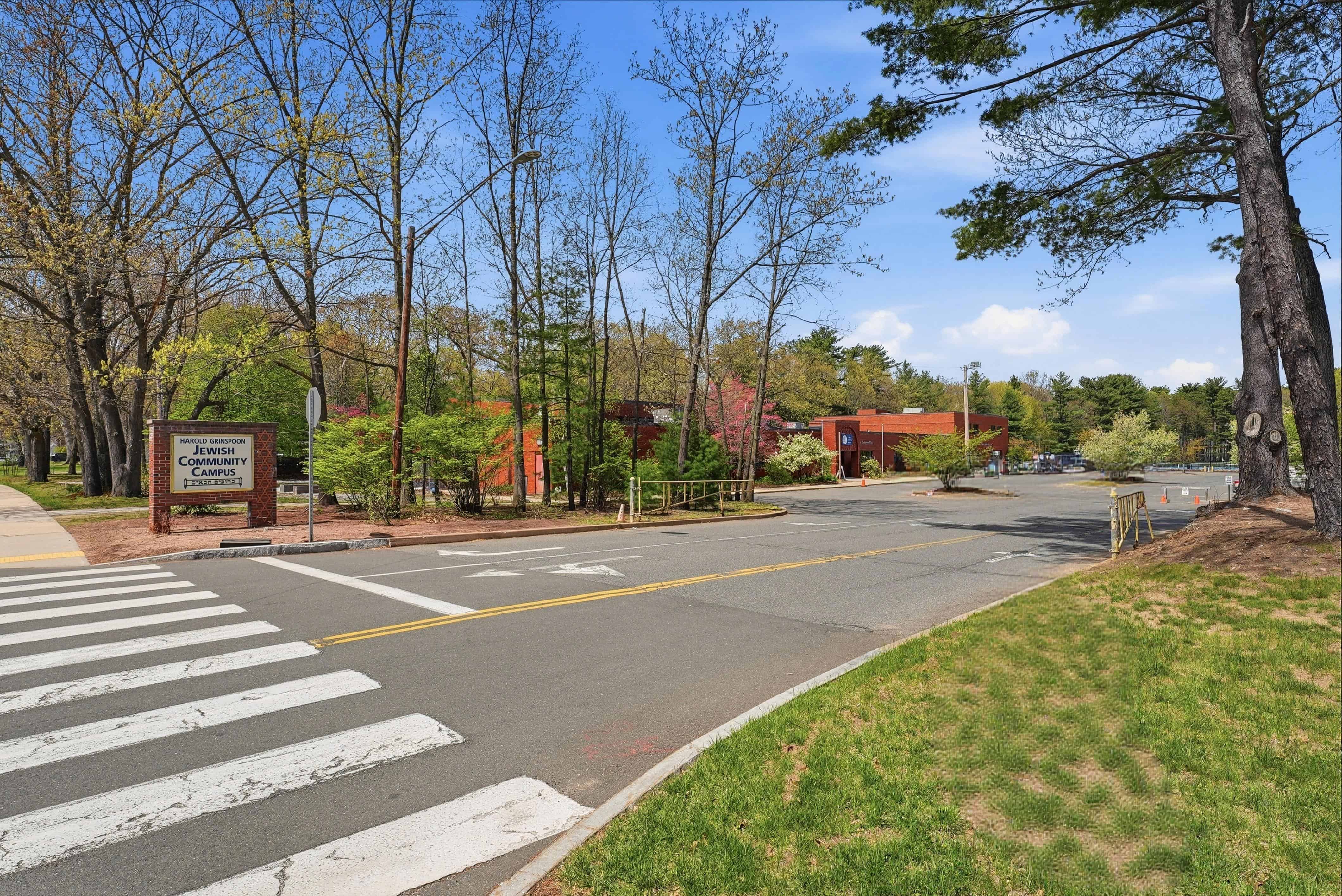 594 Converse Street Longmeadow MA 01106