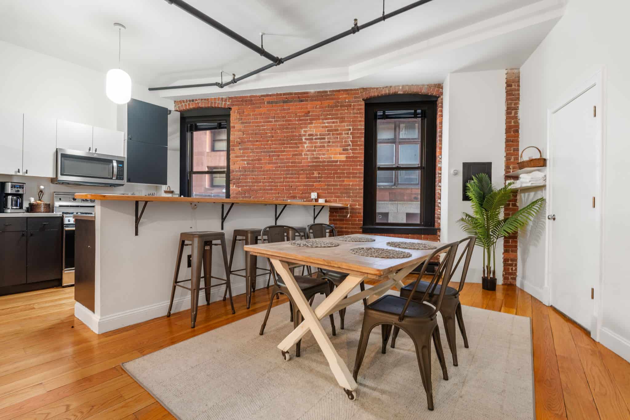 19 Stanhope Street Boston MA 02116