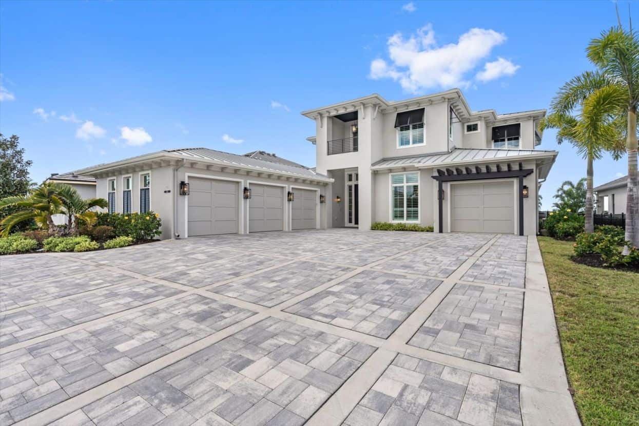 676 Regatta Way Bradenton FL 34208