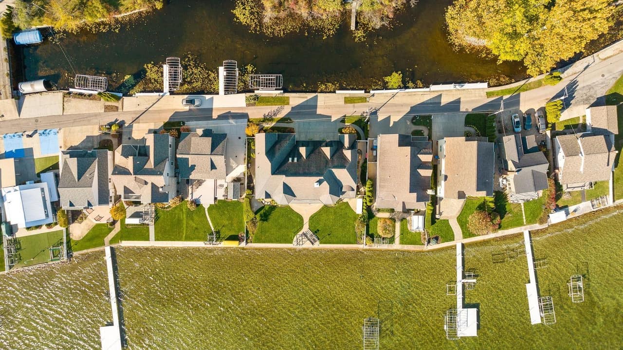 5973 E Island Avenue Syracuse IN 46567