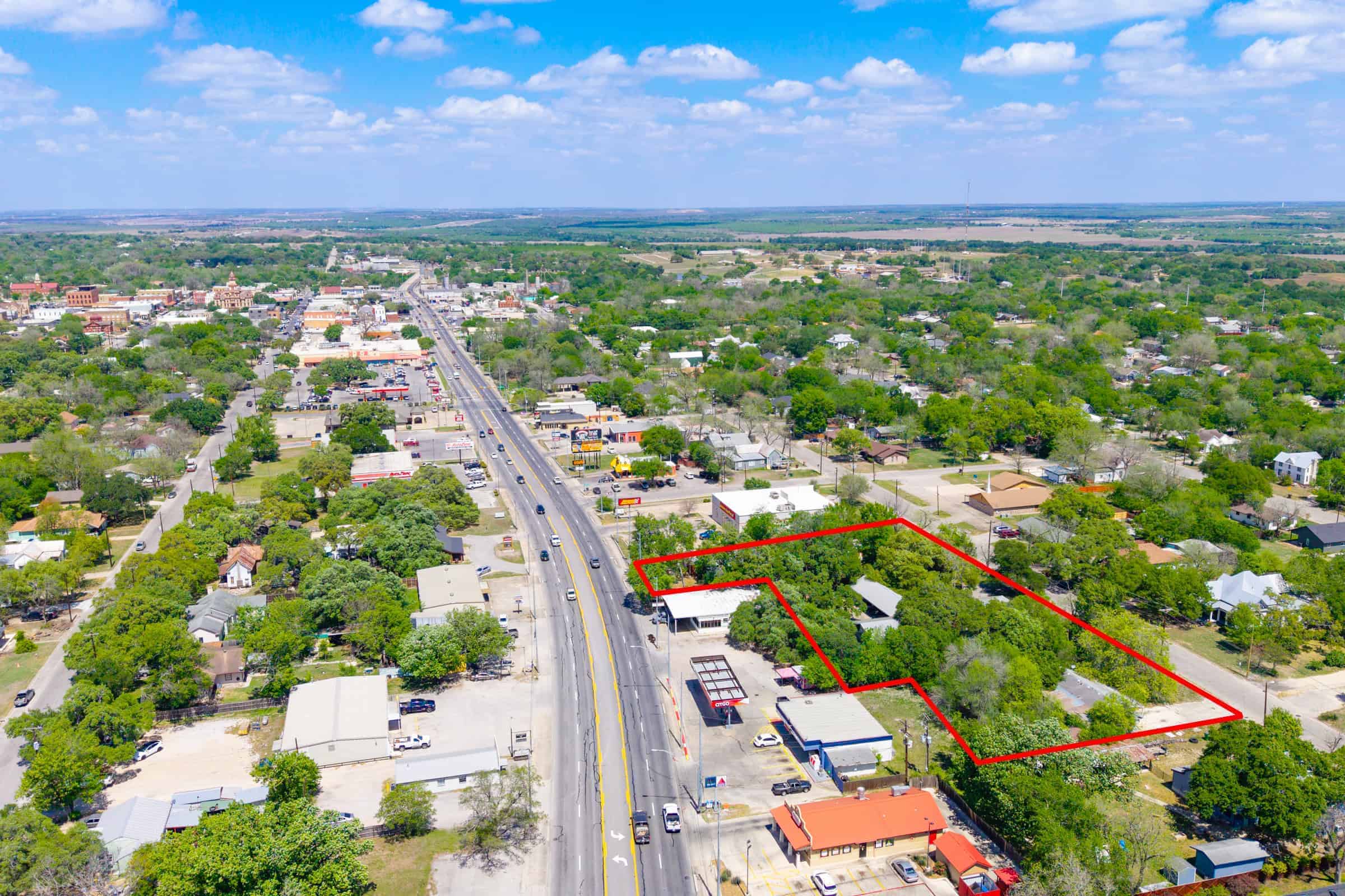 725 Brazos Street Lockhart TX 78644