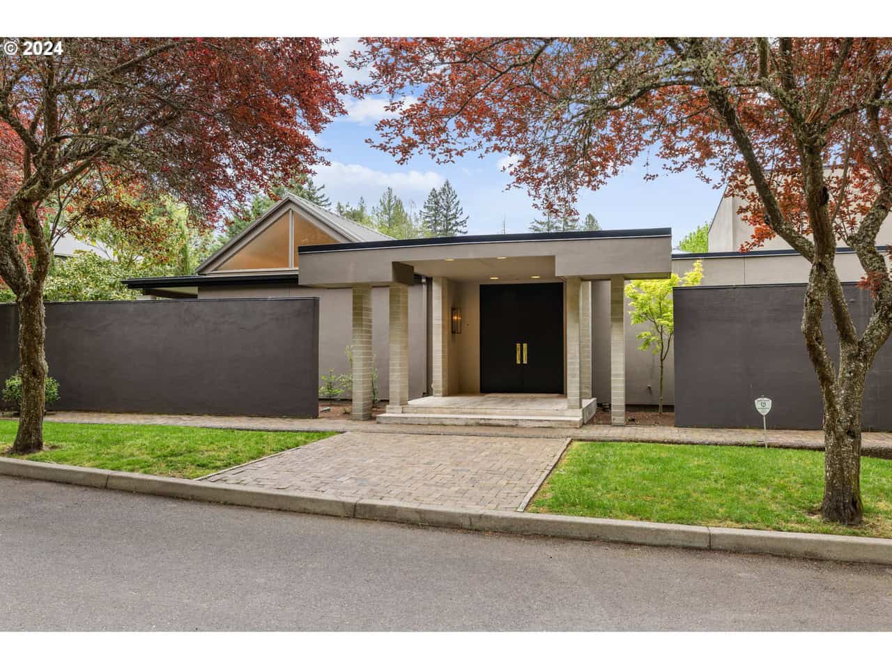 4414 SW Semler Way Portland OR 97221