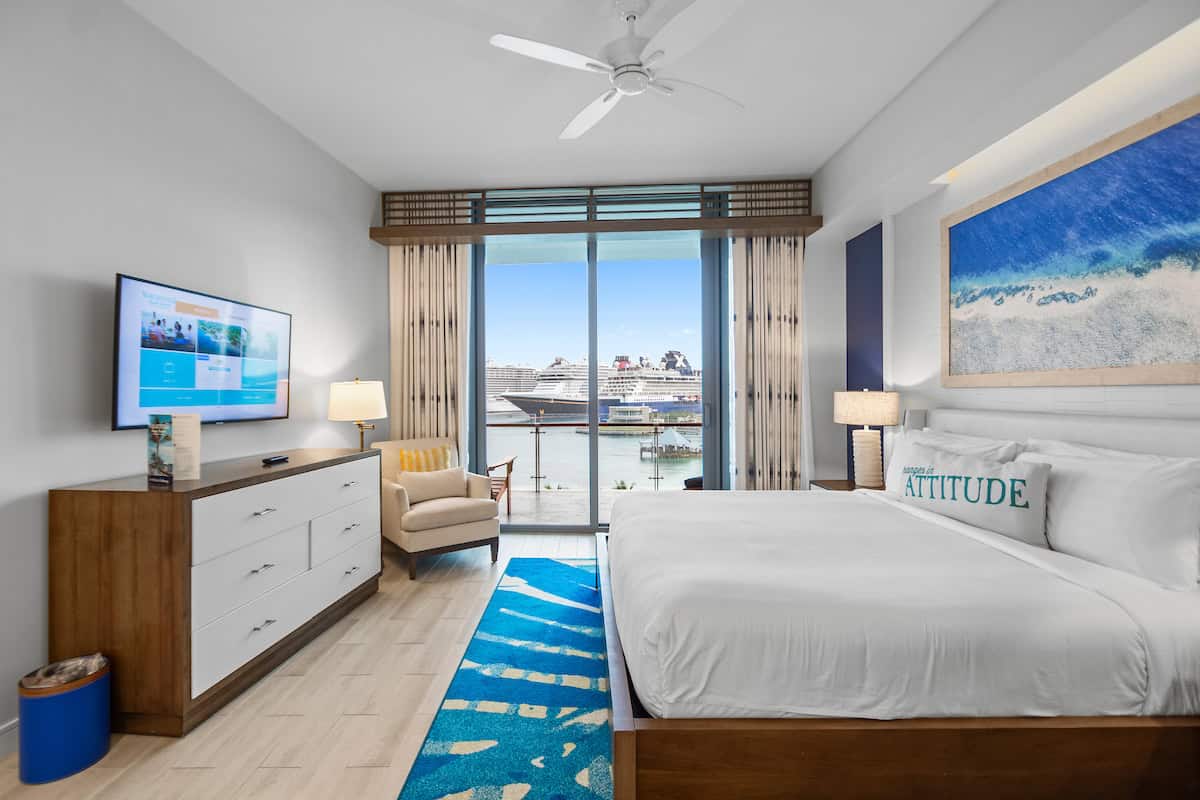 One Particular Harbour At The Pointe New Providence Paradise Island BS